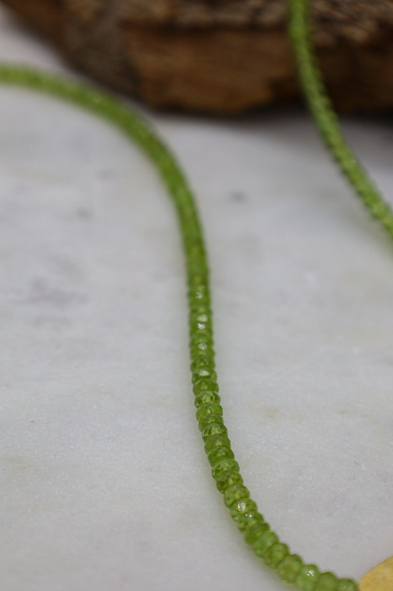 Grüne Peridot Edelsteine