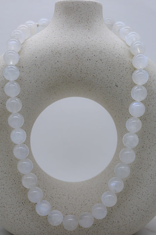 Elegante Mondstein Kette für Frauen