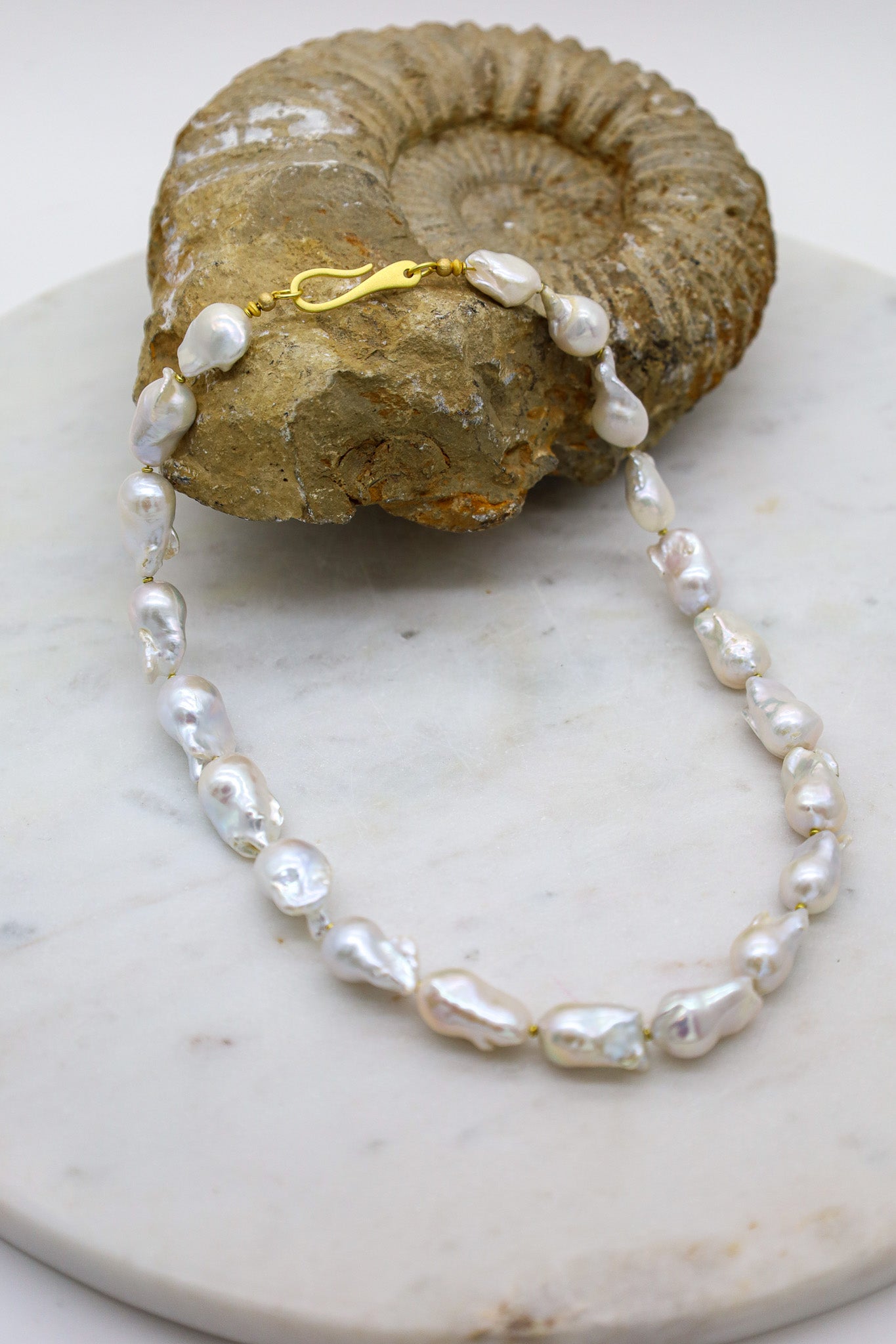 Kette mit Barockperlen