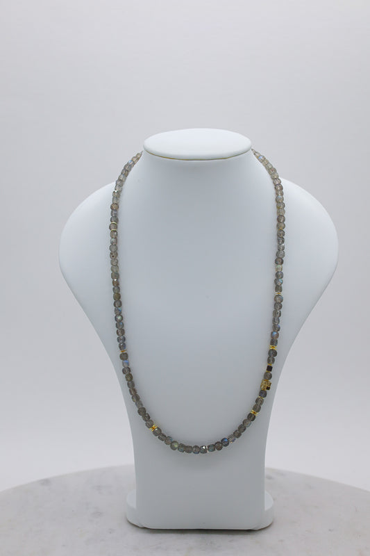 Kette mit Labradorit