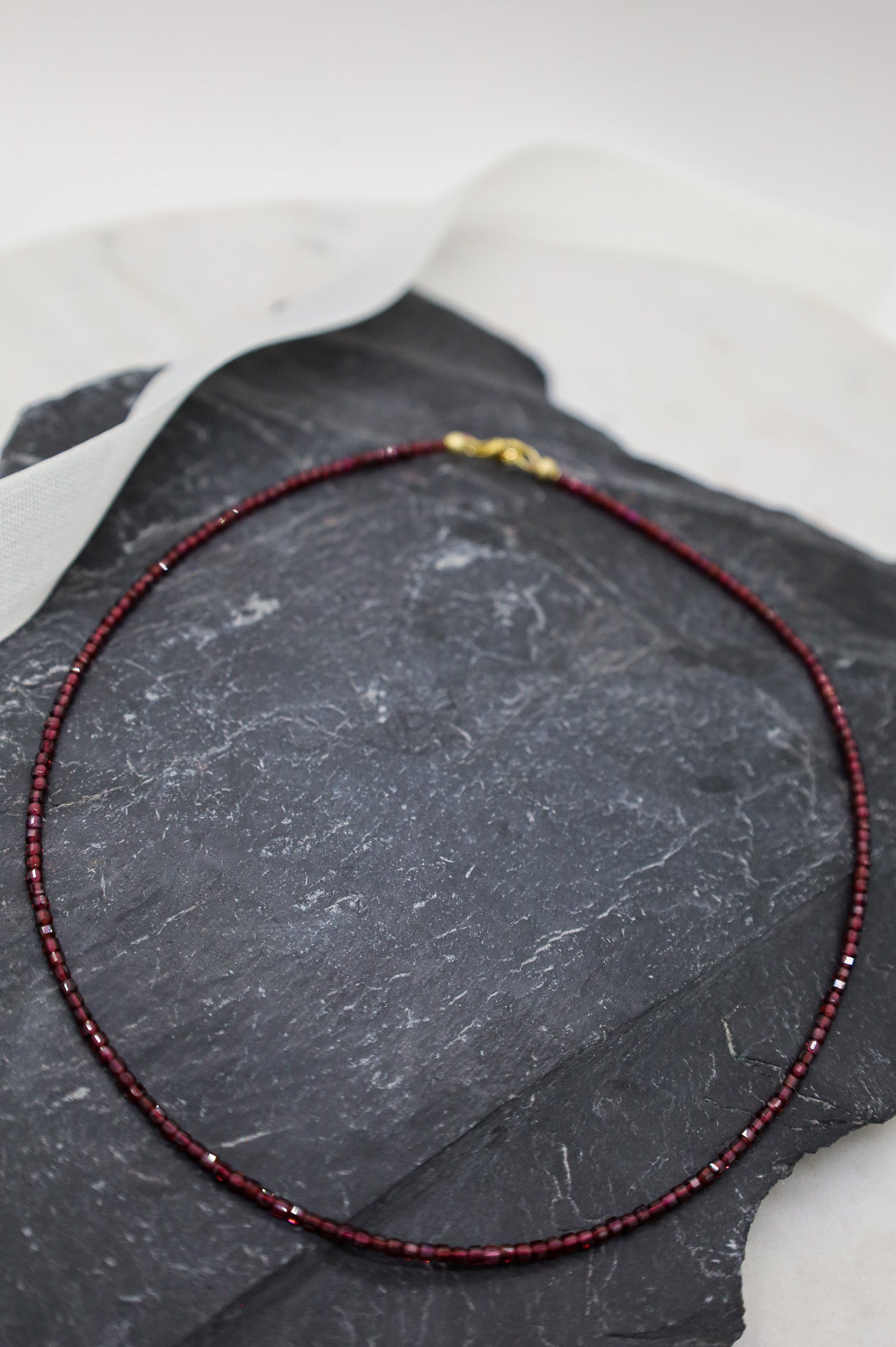 Rote Kette mit Granat