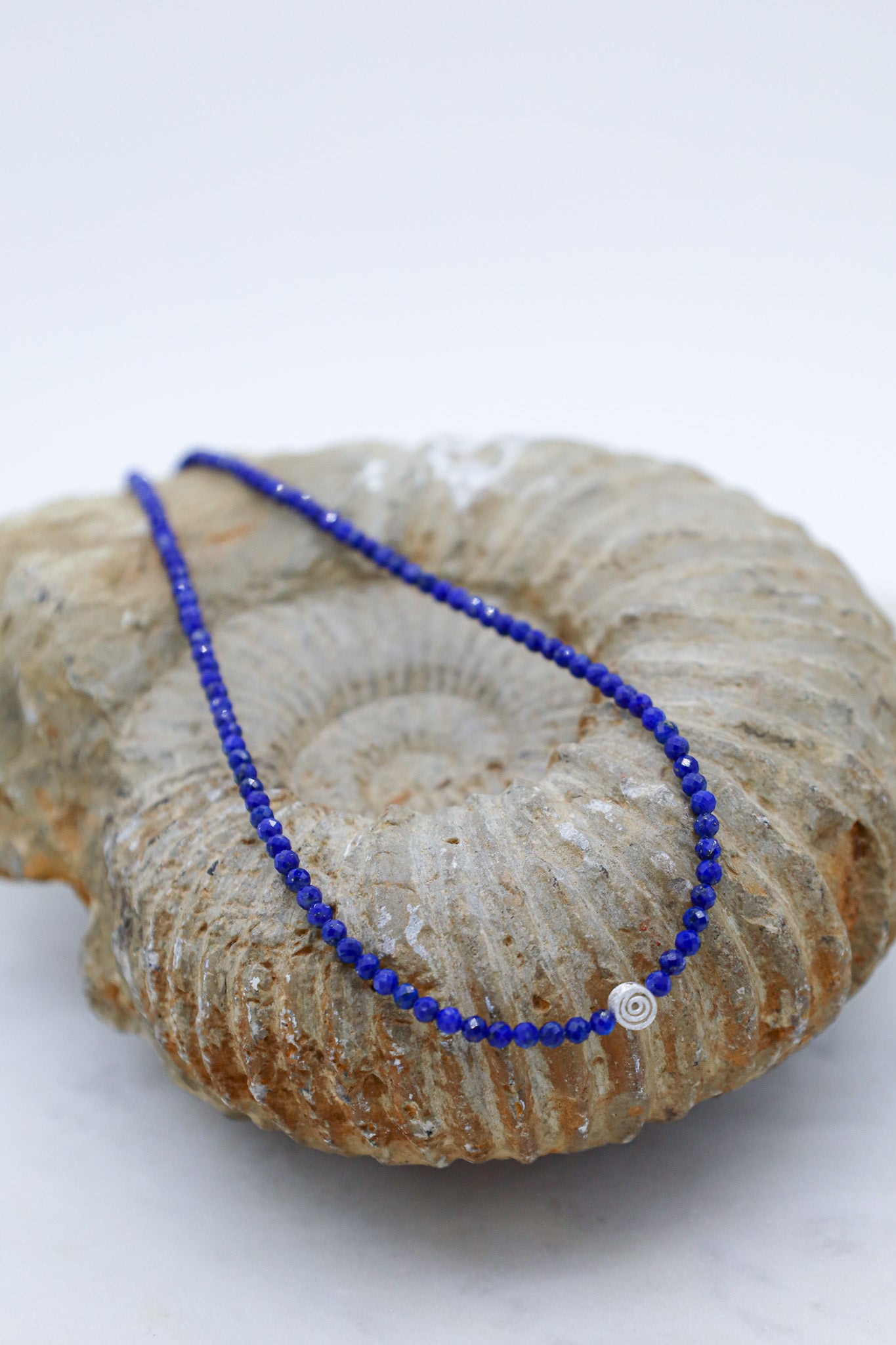 Kette mit Lapislazuli