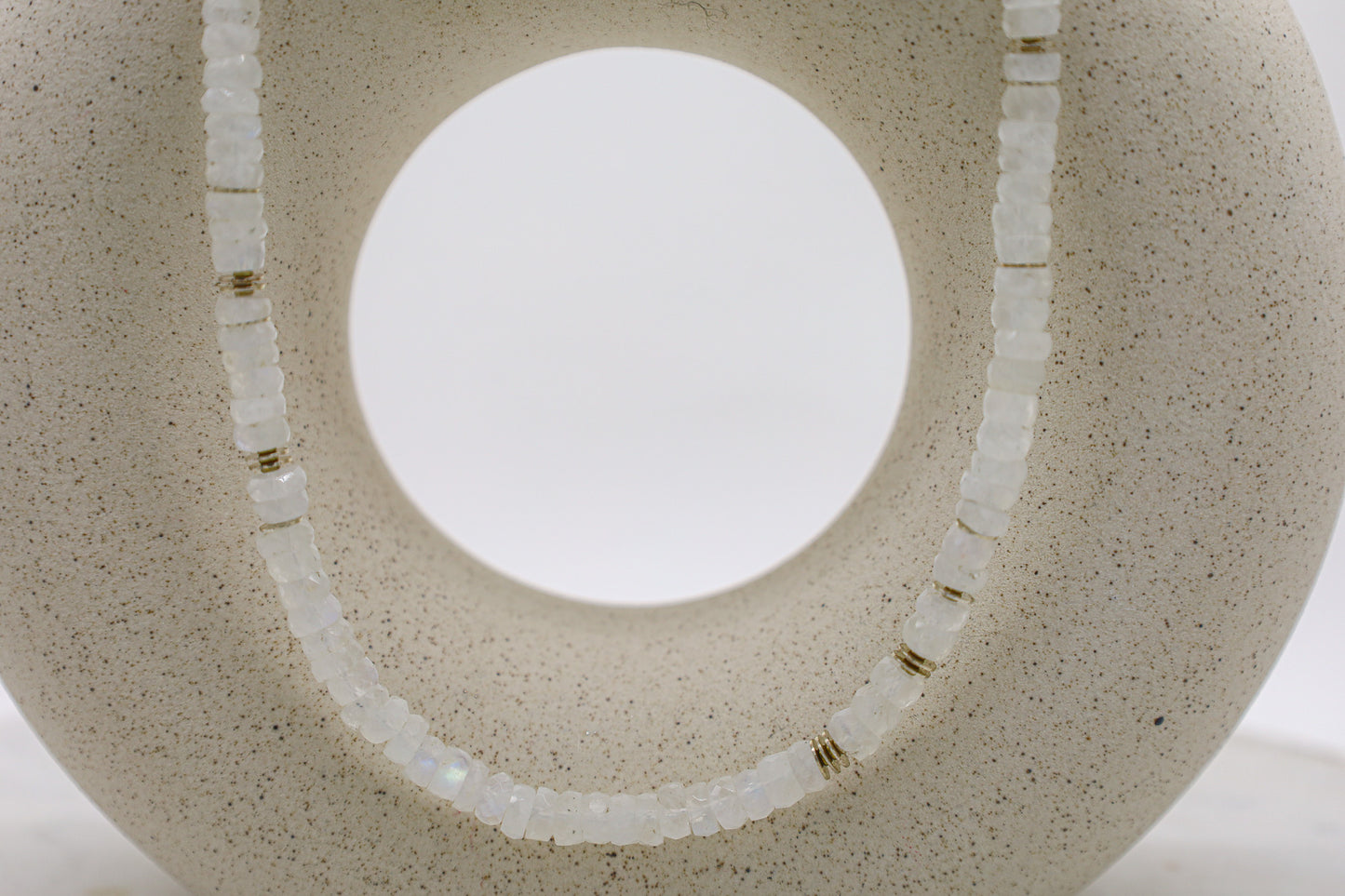 edelstein halskette mondstein