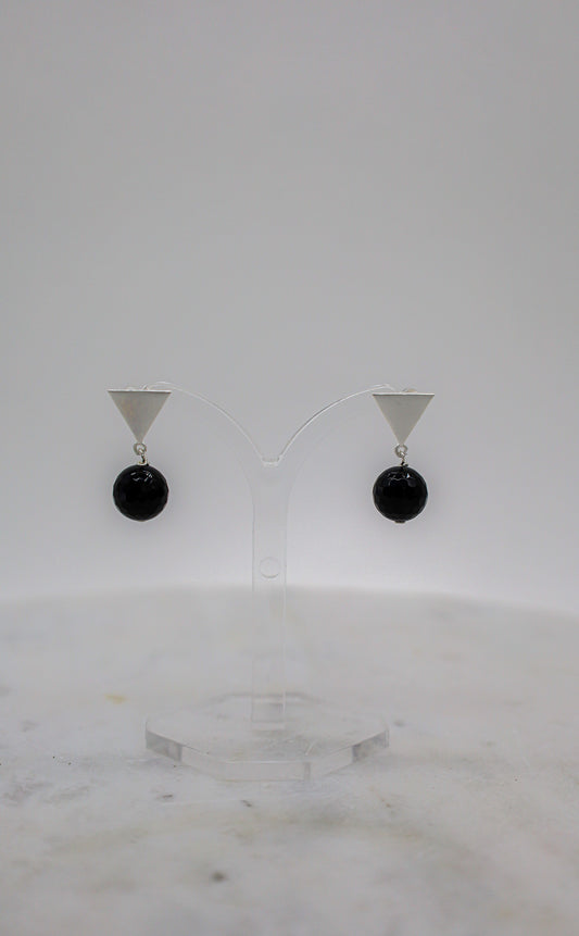 Silberne Ohrringe mit Onyx