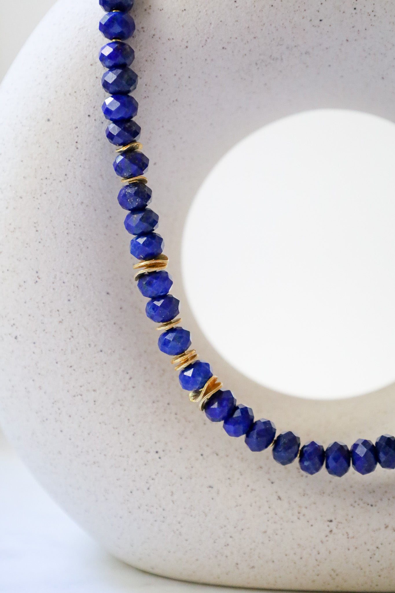 Blaue Lapislazuli Kette