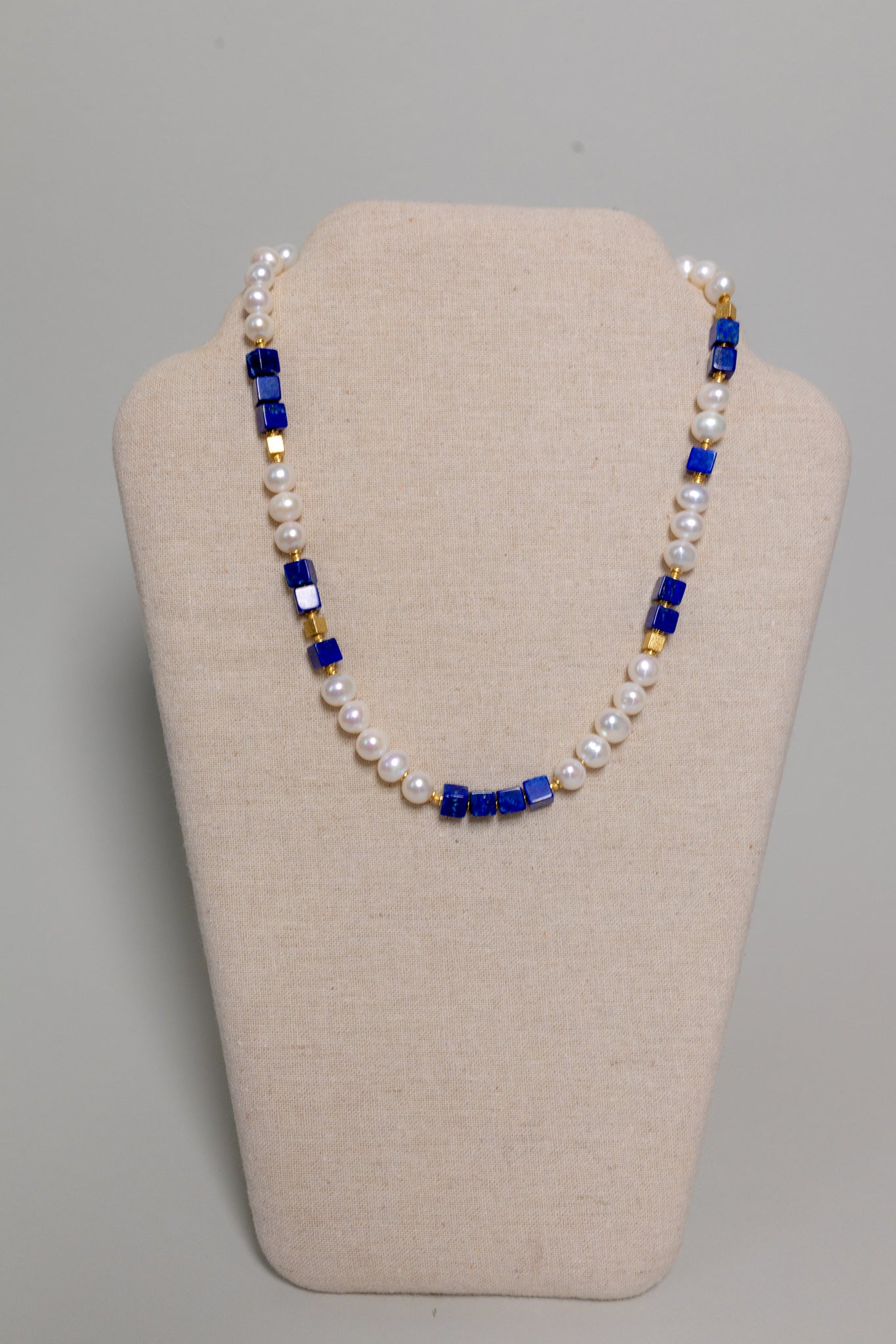 perlenkette damen modern mit lapislazuli