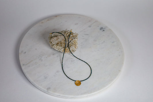 Kette mit schwarzen Steinen kaufen