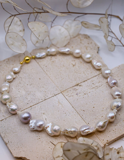 Kette mit Barockperlen Eliz