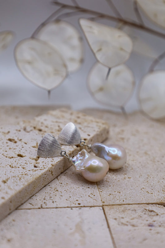 Ohrringe mit Barockperlen Natalia