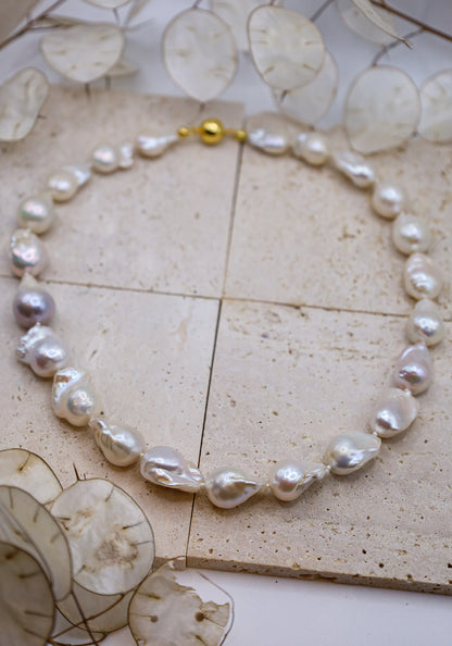 Kette mit Barockperlen Eliz