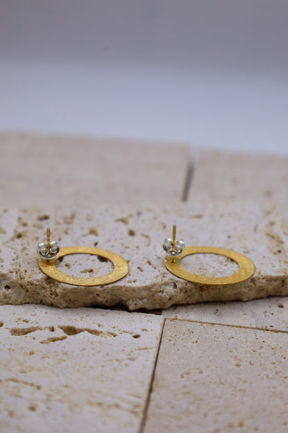 Goldene Ohrringe Frauen stecker