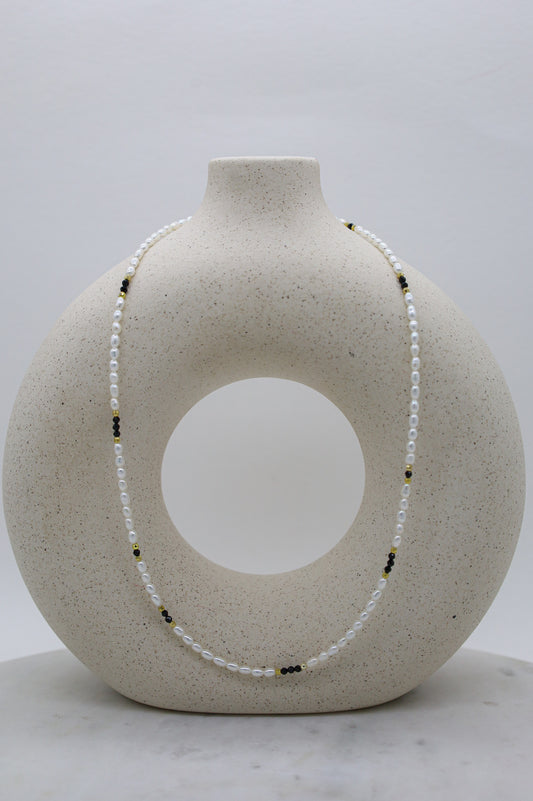 Kette mit Perlen & Spinel