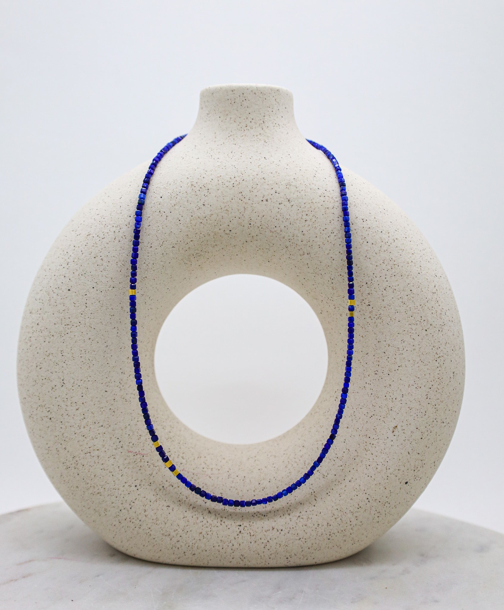 Blaue Edelsteinkette