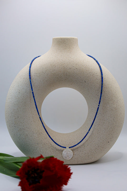 Blaue Lapis Kette