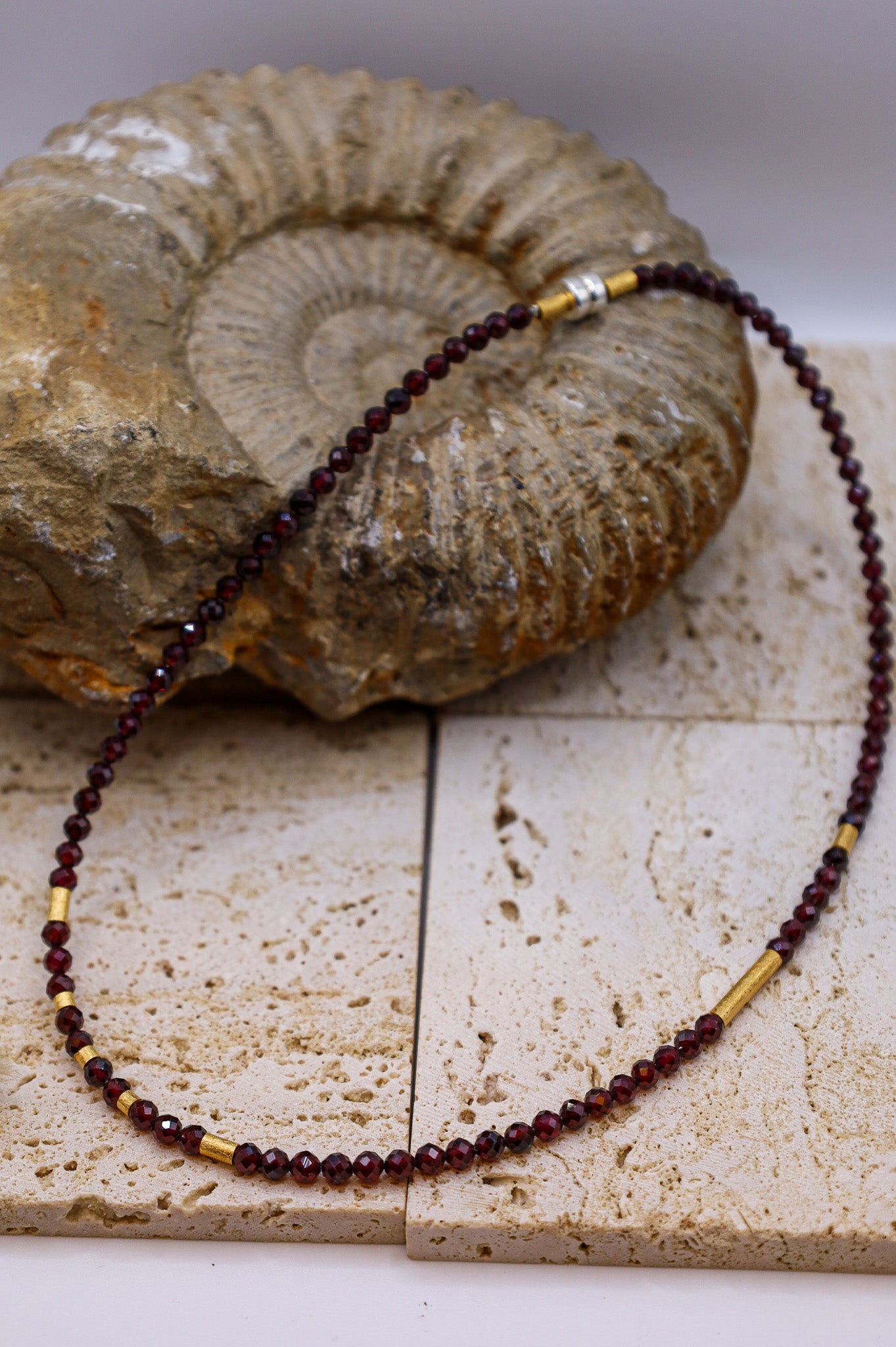 Steinkette mit Granat