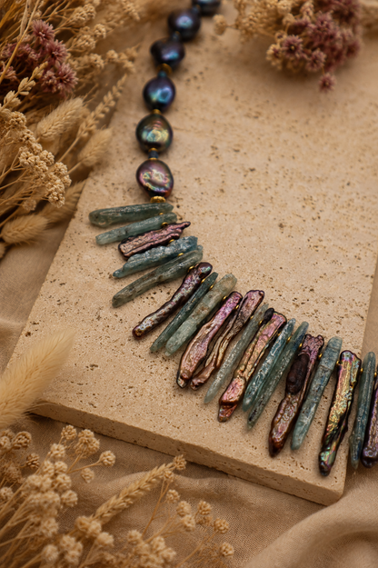 Cyanit Kette mit Perlen