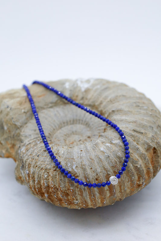 Kette mit Lapislazuli 