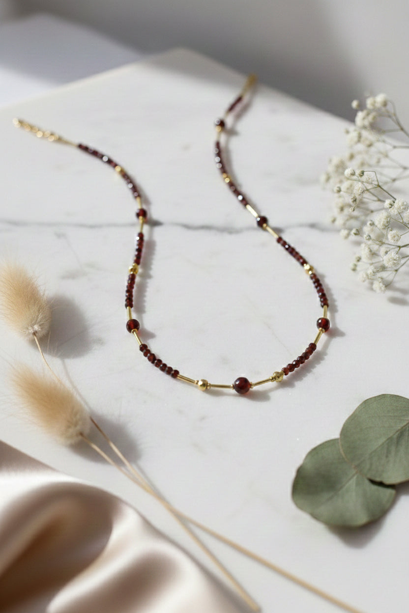 Rote Granat Halskette Mari