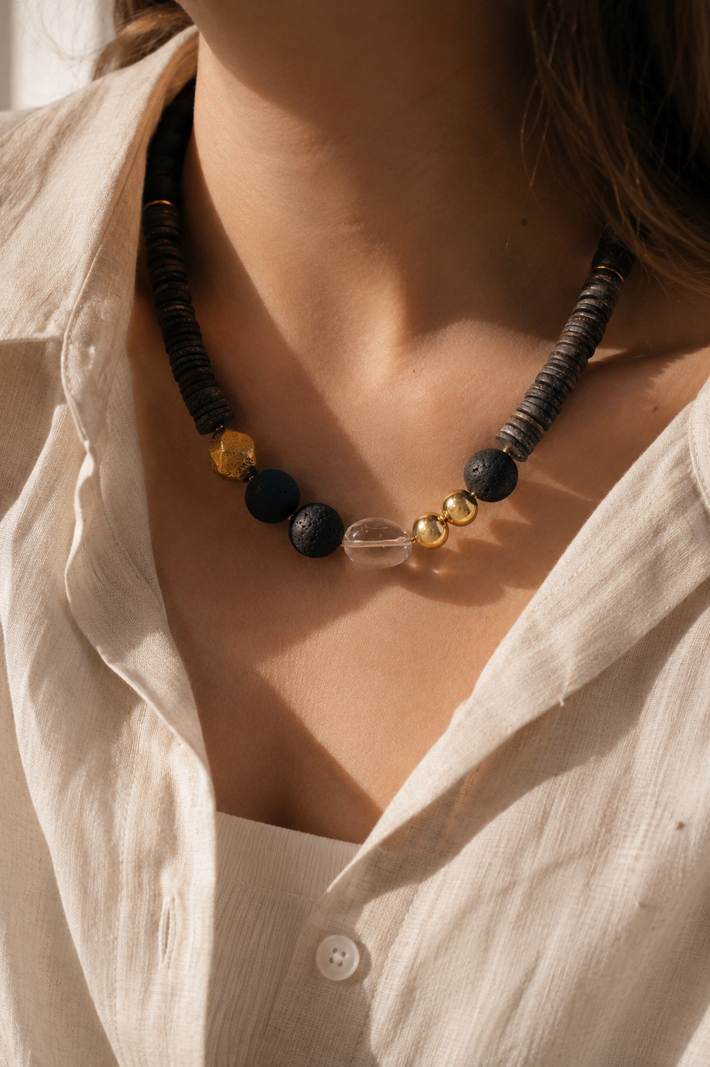 Lava Kette mit Bergkristal und Horn Deb
