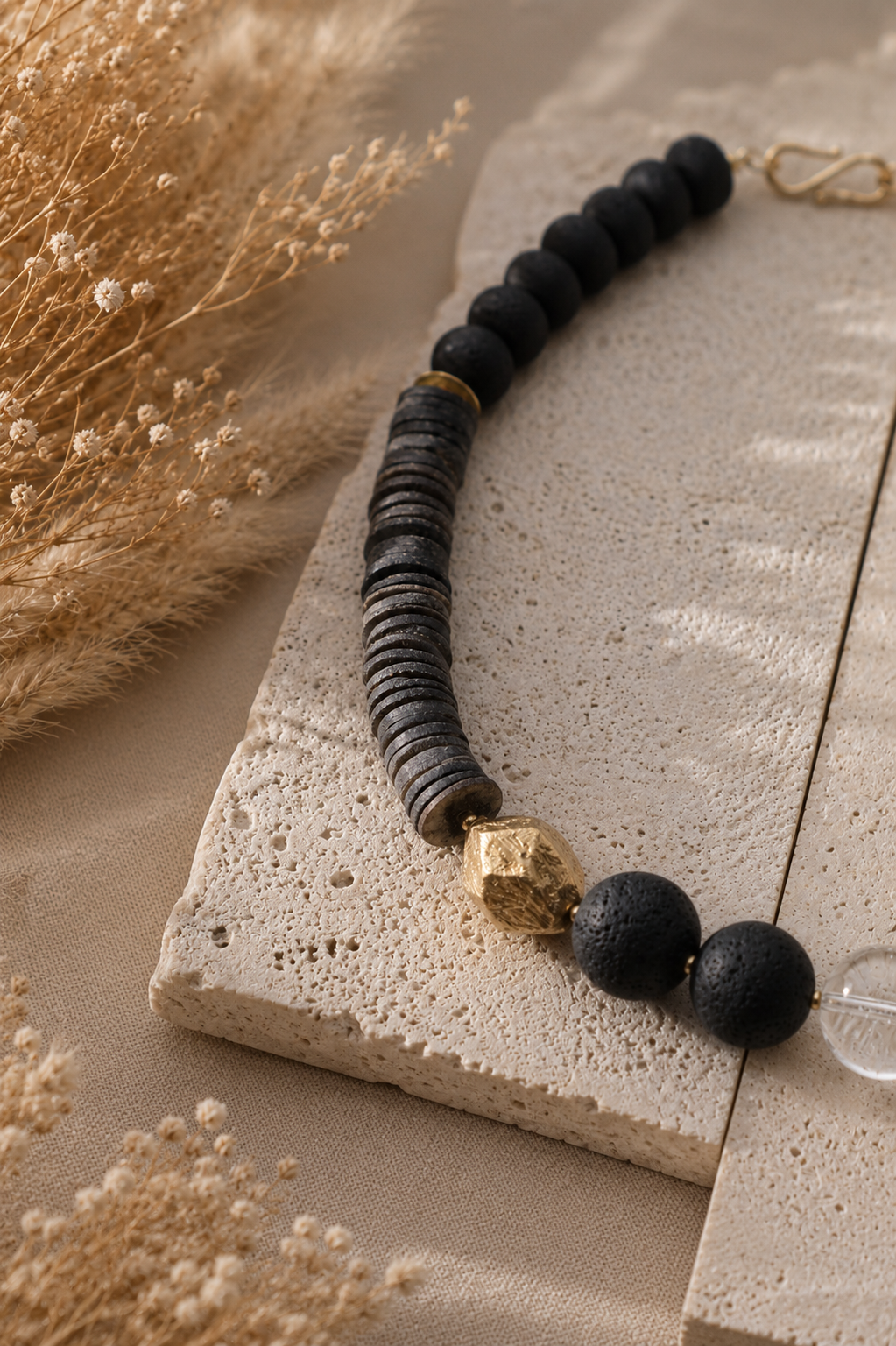 Lava Kette mit Bergkristal und Horn Deb