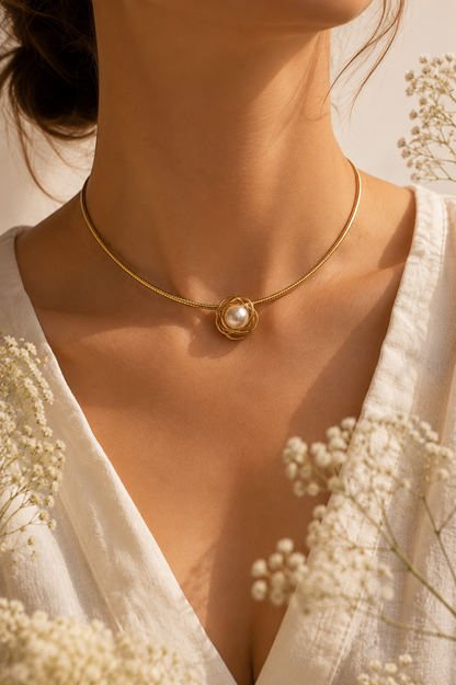 Goldene Kette mit Perlenanhänger Alice