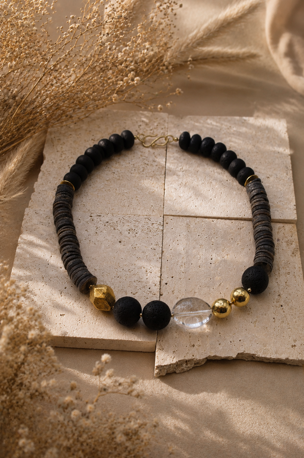 Lava Kette mit Bergkristal und Horn Deb